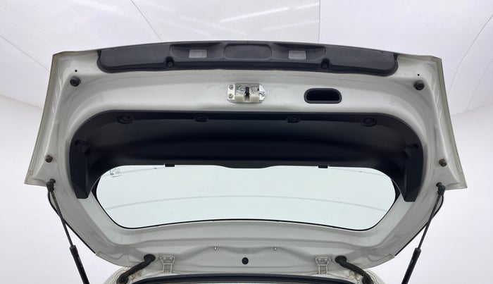2017 Maruti Swift VXI OPT, Petrol, Manual, 49,951 km, Boot Door Open