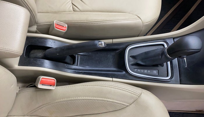 2021 Maruti Ciaz ALPHA  AT 1.5 SHVS PETROL, Petrol, Automatic, 18,414 km, Gear Lever