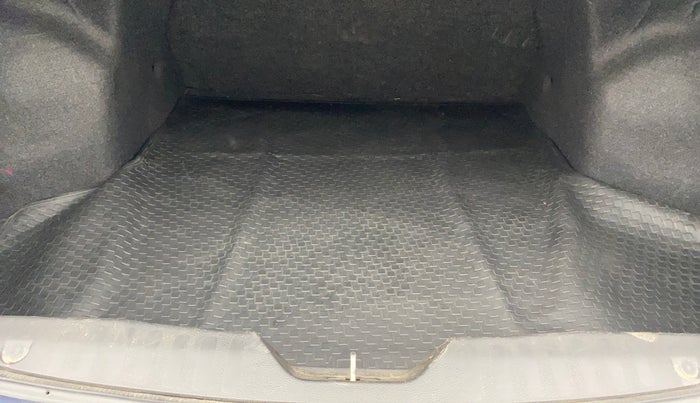 2021 Maruti Ciaz ALPHA  AT 1.5 SHVS PETROL, Petrol, Automatic, 18,414 km, Boot Inside