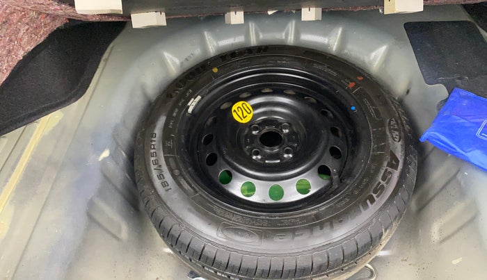 2021 Maruti Ciaz ALPHA  AT 1.5 SHVS PETROL, Petrol, Automatic, 18,414 km, Spare Tyre