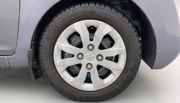 2014 Hyundai Eon MAGNA +, Petrol, Manual, 52,515 km, Right Front Wheel