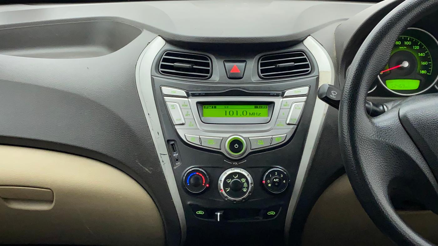 2014 Hyundai Eon MAGNA +, Petrol, Manual, 52,515 km, Air Conditioner