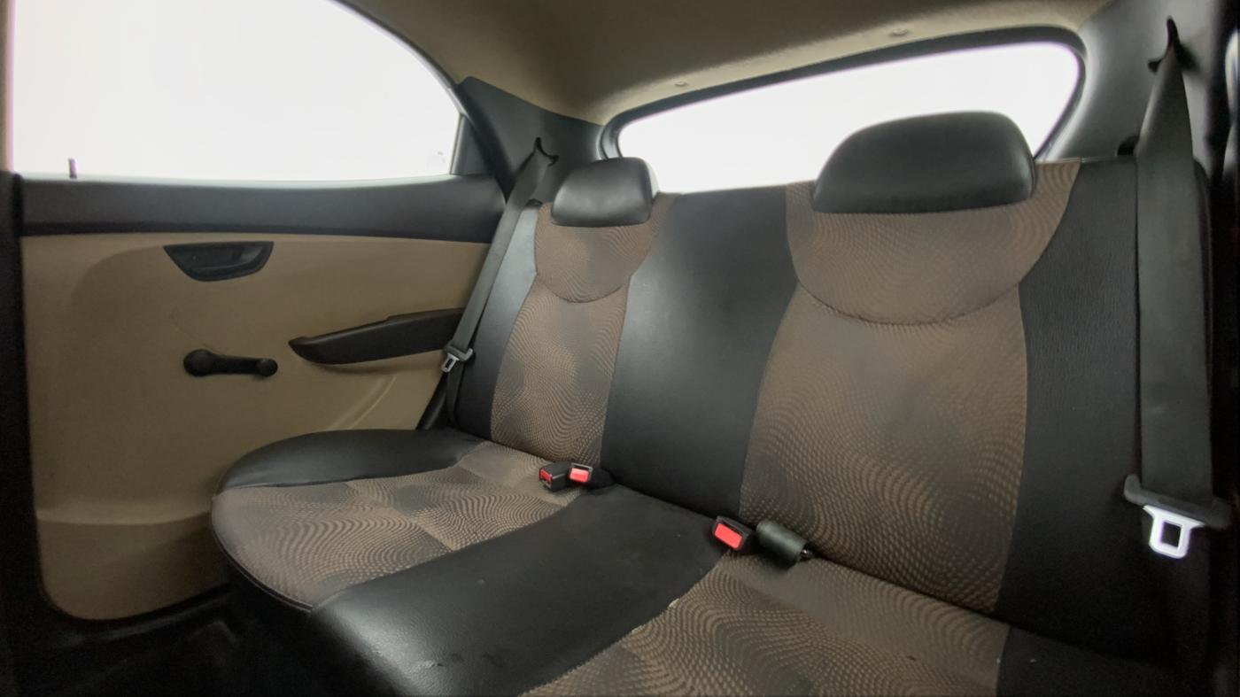 2014 Hyundai Eon MAGNA +, Petrol, Manual, 52,515 km, Right Side Rear Door Cabin