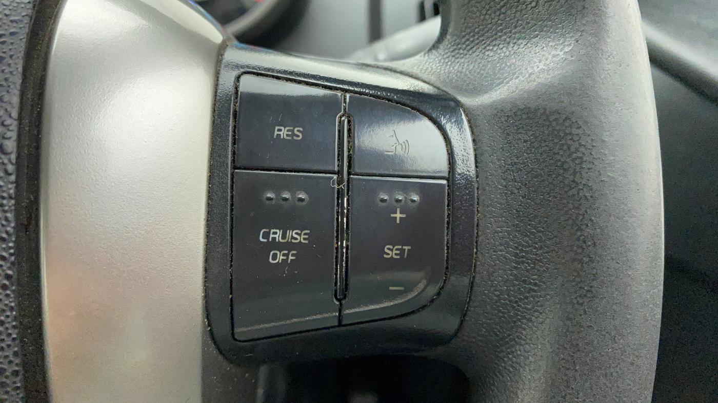 2018 Mahindra XUV500 W7, Diesel, Manual, 96,267 km, Adaptive Cruise Control