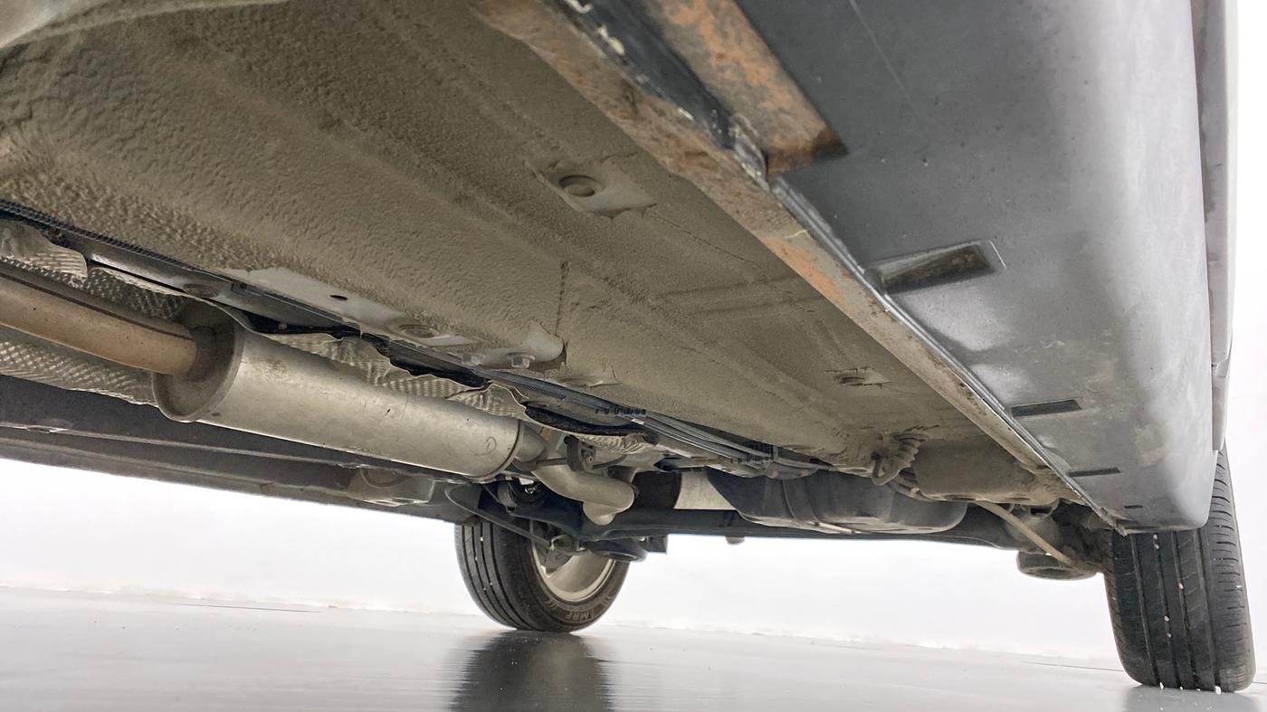 2021 Mahindra XUV300 W8 DIESEL MT, Diesel, Manual, 9,263 km, Right Side Underbody