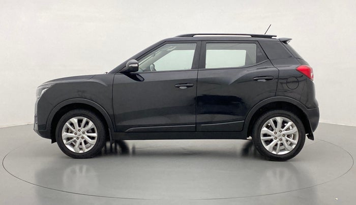 2021 Mahindra XUV300 W8 DIESEL MT, Diesel, Manual, 9,263 km, Left Side