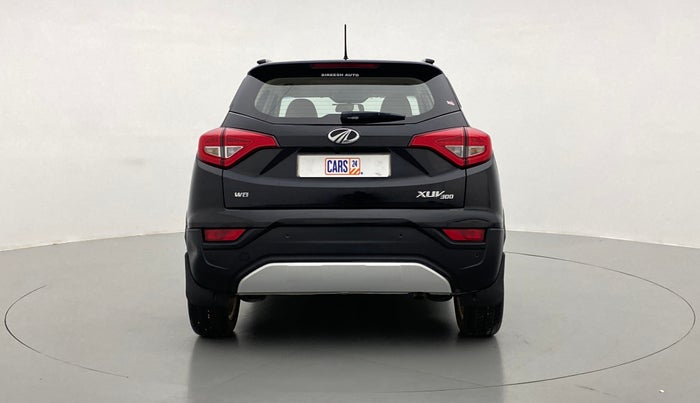 2021 Mahindra XUV300 W8 DIESEL MT, Diesel, Manual, 9,263 km, Back/Rear
