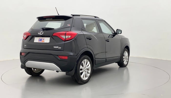 2021 Mahindra XUV300 W8 DIESEL MT, Diesel, Manual, 9,263 km, Right Back Diagonal