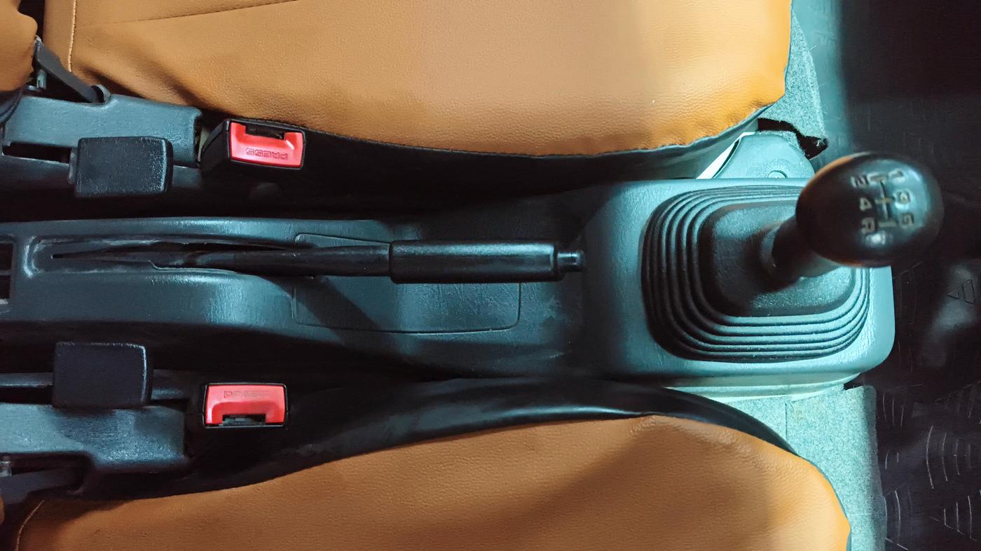 2016 Maruti Eeco 5 STR WITH A/C+HTR, Petrol, Manual, 45,085 km, Gear Lever