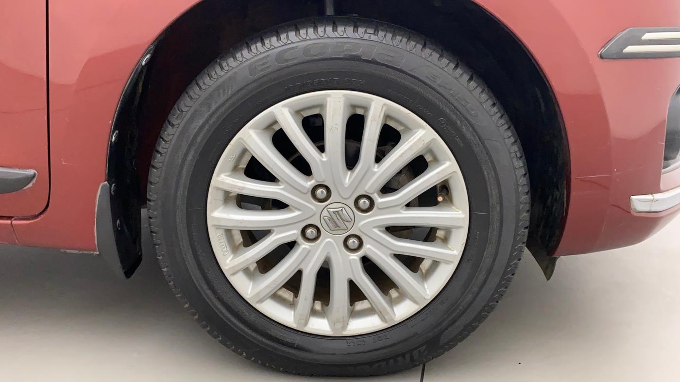 2017 Maruti Dzire ZXI, Petrol, Manual, 68,204 km, Right Front Wheel
