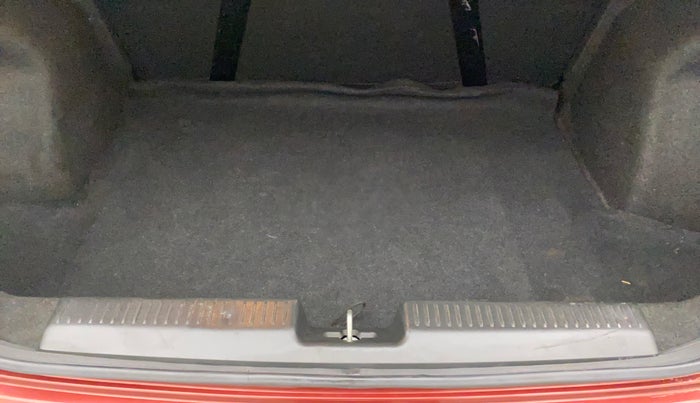 2017 Maruti Dzire ZXI, Petrol, Manual, 68,204 km, Boot Inside
