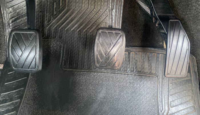 2022 Maruti S PRESSO VXI+, Petrol, Manual, 40,500 km, Pedals