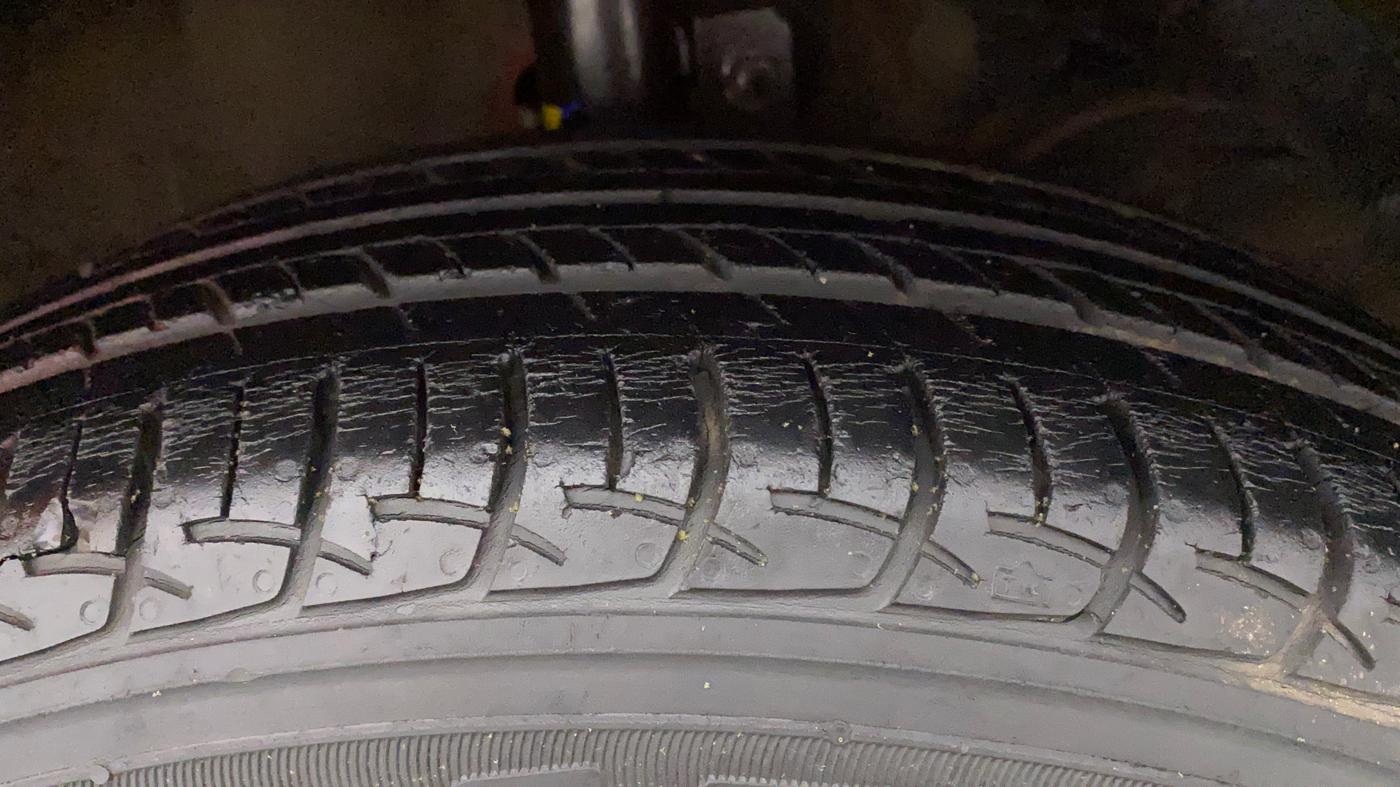 2018 Maruti Baleno DELTA CVT PETROL 1.2, Petrol, Automatic, 59,878 km, Right Front Tyre Tread