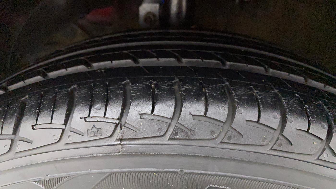 2018 Maruti Baleno DELTA CVT PETROL 1.2, Petrol, Automatic, 59,878 km, Left Front Tyre Tread