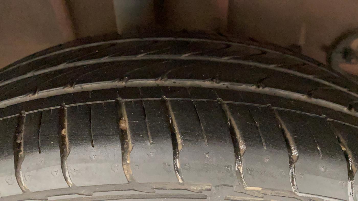 2020 Tata Tiago XZ PLUS DUAL TONE PETROL, Petrol, Manual, 16,162 km, Right Rear Tyre Tread