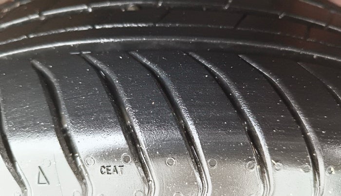 2017 Maruti Celerio VXI AMT, Petrol, Automatic, 41,606 km, Right Front Tyre Tread