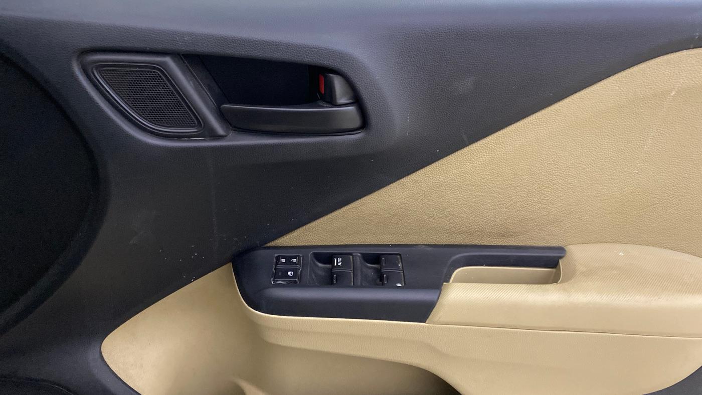 2014 Honda City 1.5L I-VTEC SV, Petrol, Manual, 49,500 km, Driver Side Door Panels Control