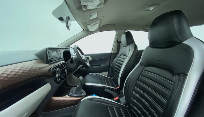 2020 Hyundai AURA S 1.2 CNG, CNG, Manual, 80,065 km, Right Side Front Door Cabin