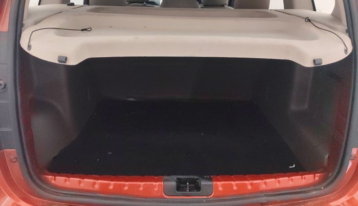 2019 Renault Duster RXS PETROL, Petrol, Manual, 20,401 km, Boot Inside