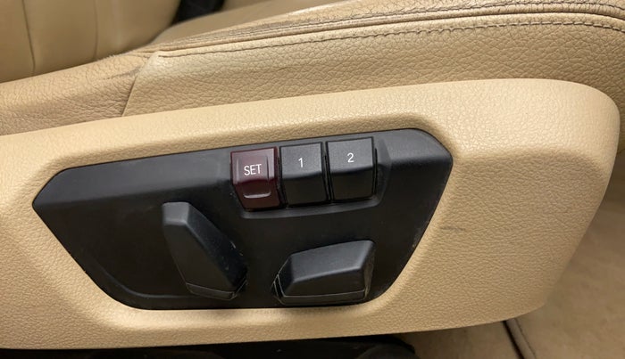 2015 BMW 3 Series 320D LUXURYLINE, Diesel, Automatic, 64,563 km, Driver Side Adjustment Panel