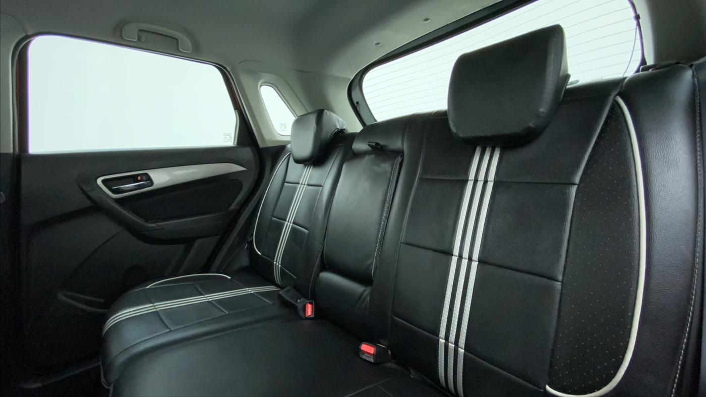 2016 Maruti Vitara Brezza ZDI PLUS DUAL TONE, Diesel, Manual, 41,549 km, Right Side Rear Door Cabin