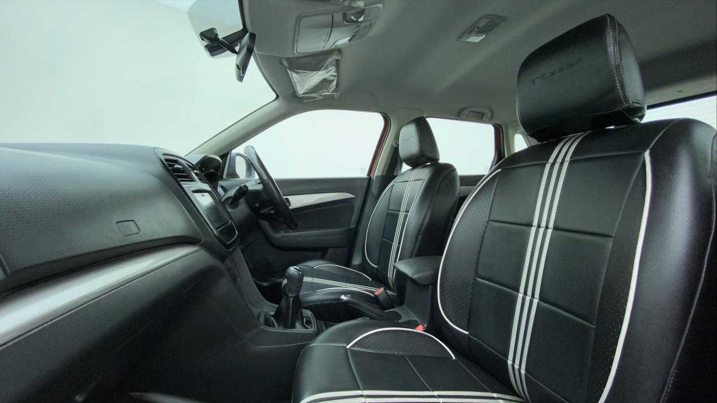 2016 Maruti Vitara Brezza ZDI PLUS DUAL TONE, Diesel, Manual, 41,549 km, Right Side Front Door Cabin