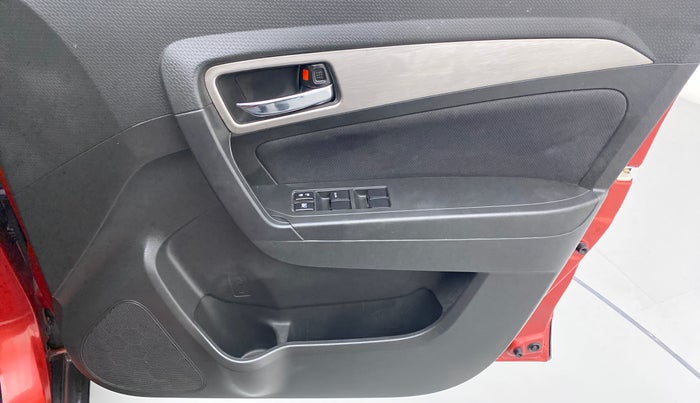 2016 Maruti Vitara Brezza ZDI PLUS DUAL TONE, Diesel, Manual, 41,549 km, Driver Side Door Panels Control