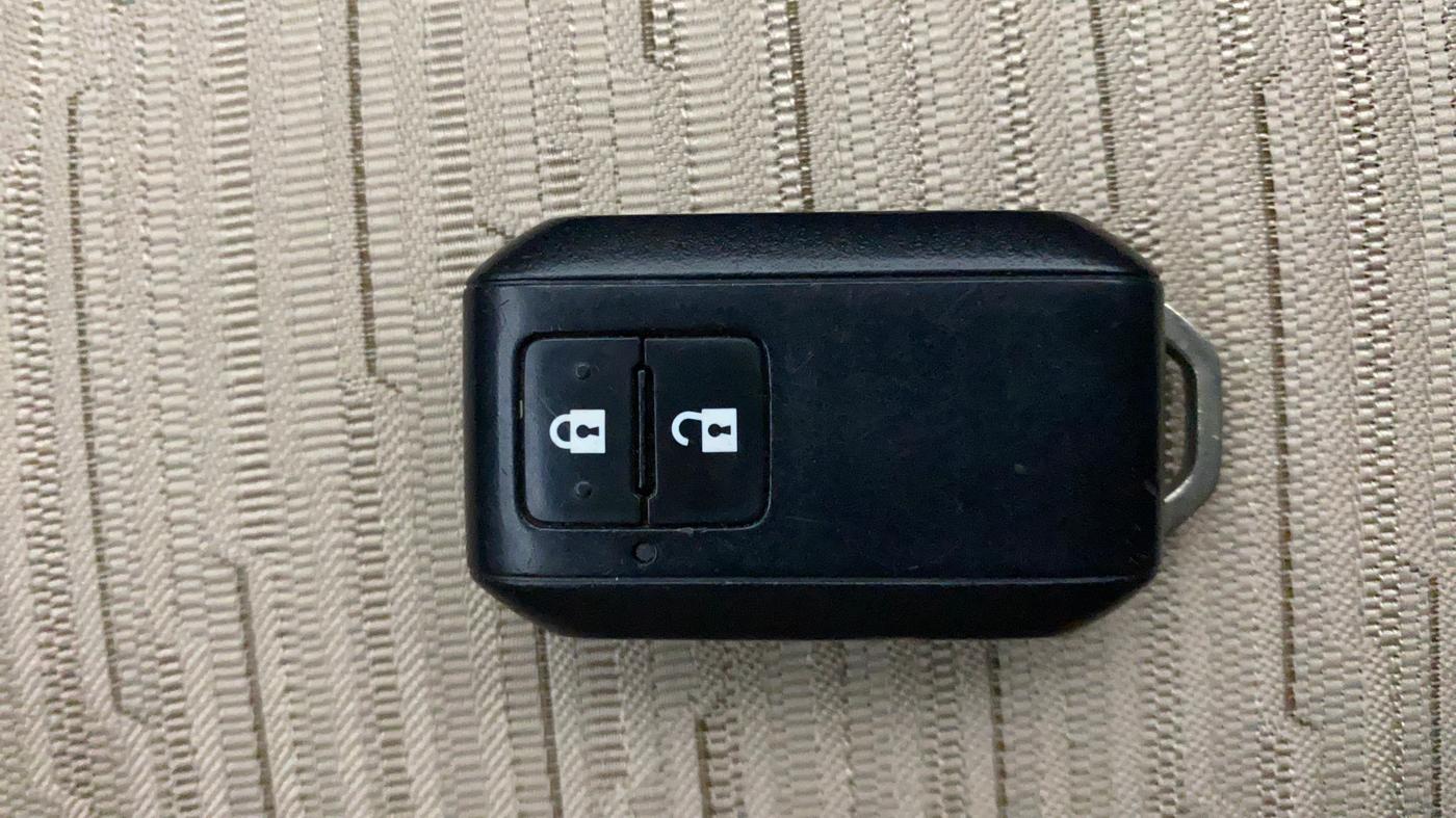 2020 Maruti Ertiga ZXI+ SHVS, Petrol, Manual, 1,28,059 km, Key Close Up