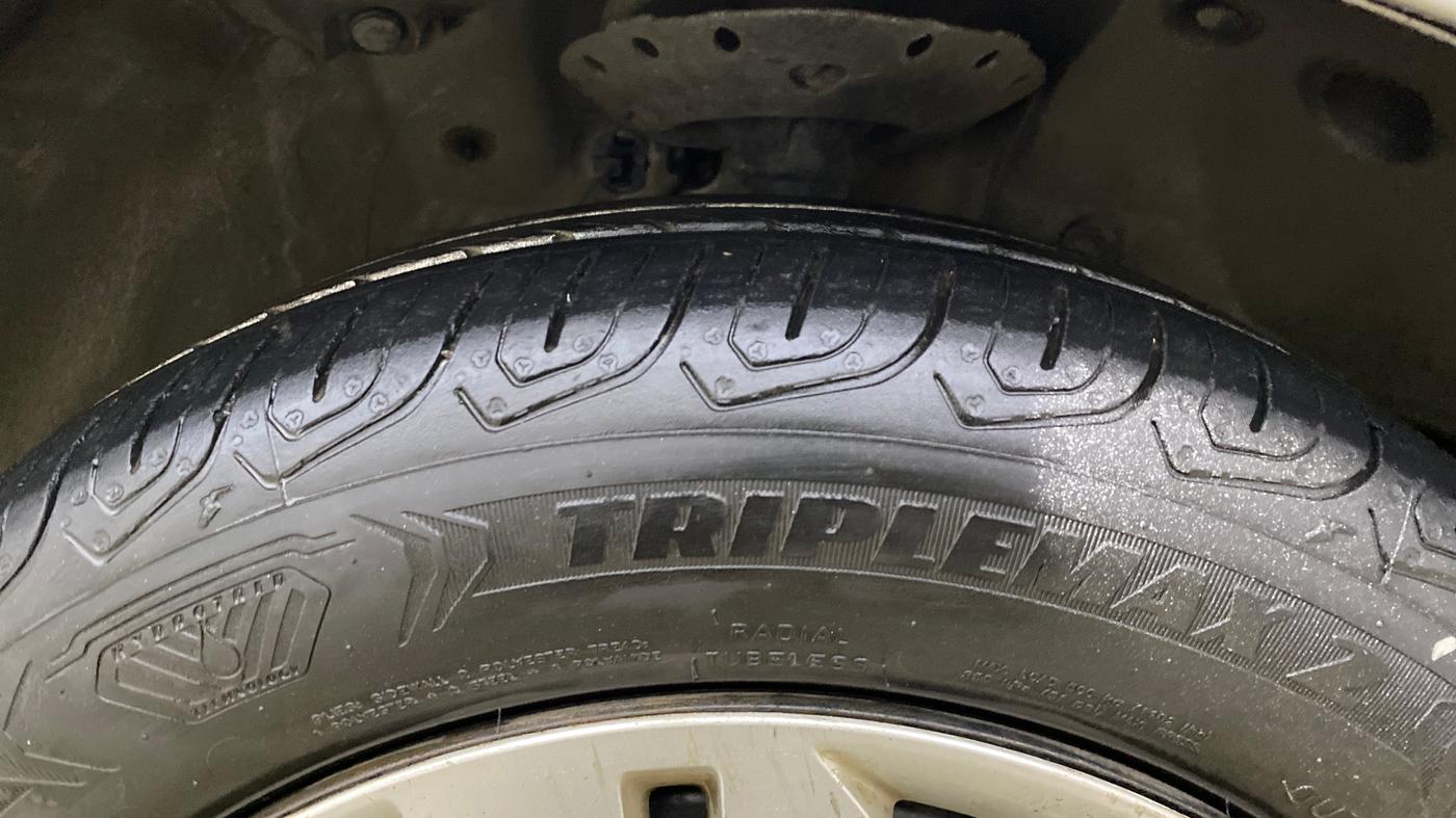 2014 Honda City 1.5L I-VTEC SV CVT, Petrol, Automatic, 60,853 km, Right Front Tyre Tread