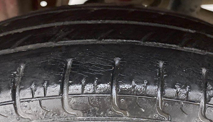 2014 Maruti Alto 800 VXI, Petrol, Manual, 41,075 km, Right Rear Tyre Tread