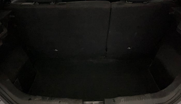 2018 Maruti IGNIS ZETA 1.2, Petrol, Manual, 90,037 km, Boot Inside