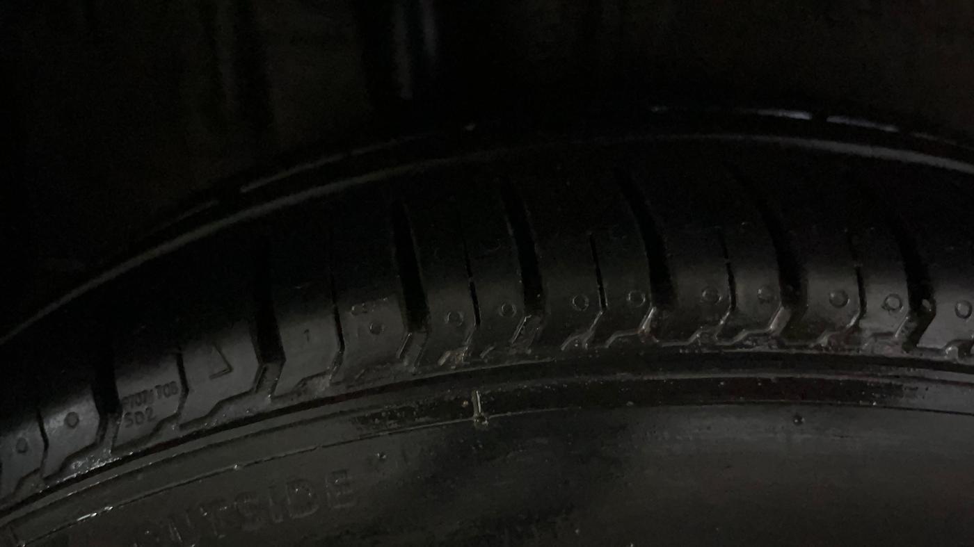 2018 Maruti IGNIS ZETA 1.2, Petrol, Manual, 90,054 km, Right Rear Tyre Tread