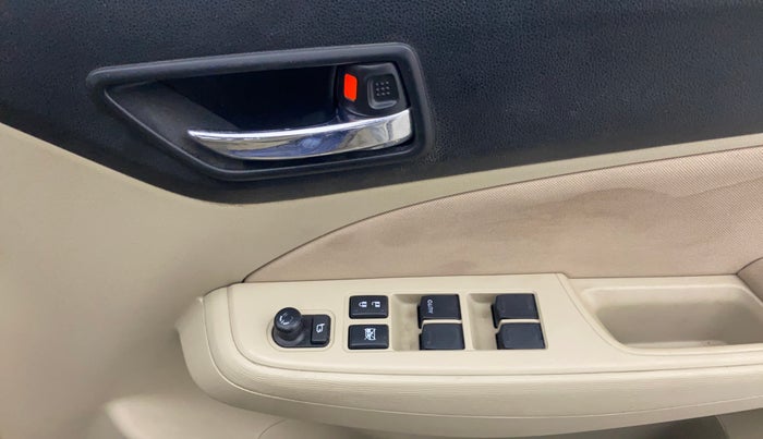 2020 Maruti Dzire VXI, Petrol, Manual, 71,052 km, Driver Side Door Panels Control
