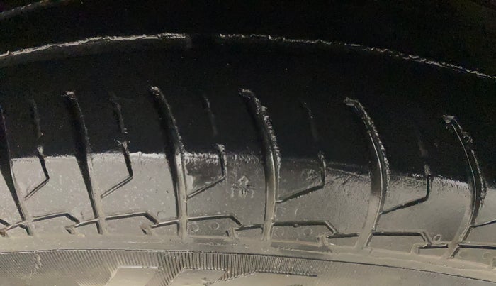 2020 Maruti Dzire VXI, Petrol, Manual, 71,052 km, Right Front Tyre Tread