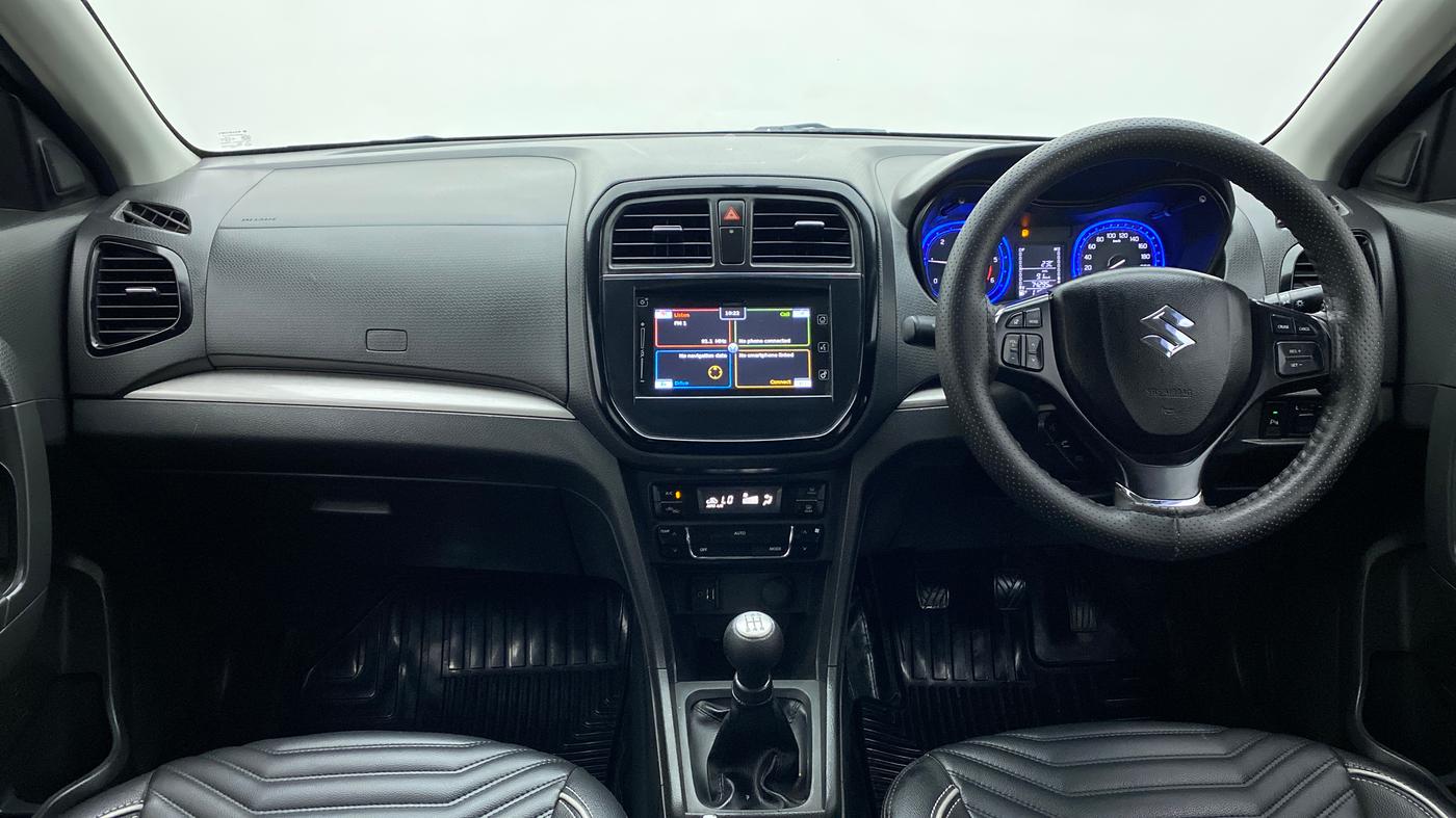 2016 Maruti Vitara Brezza ZDI PLUS DUAL TONE, Diesel, Manual, 74,563 km, Dashboard