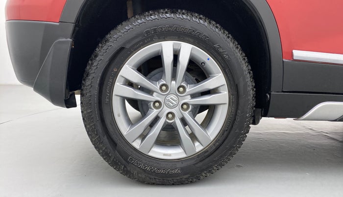 2016 Maruti Vitara Brezza ZDI PLUS DUAL TONE, Diesel, Manual, 74,563 km, Right Rear Wheel
