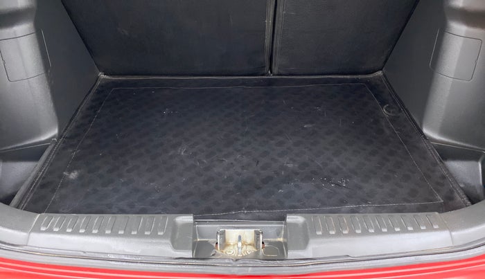2016 Maruti Vitara Brezza ZDI PLUS DUAL TONE, Diesel, Manual, 74,563 km, Boot Inside