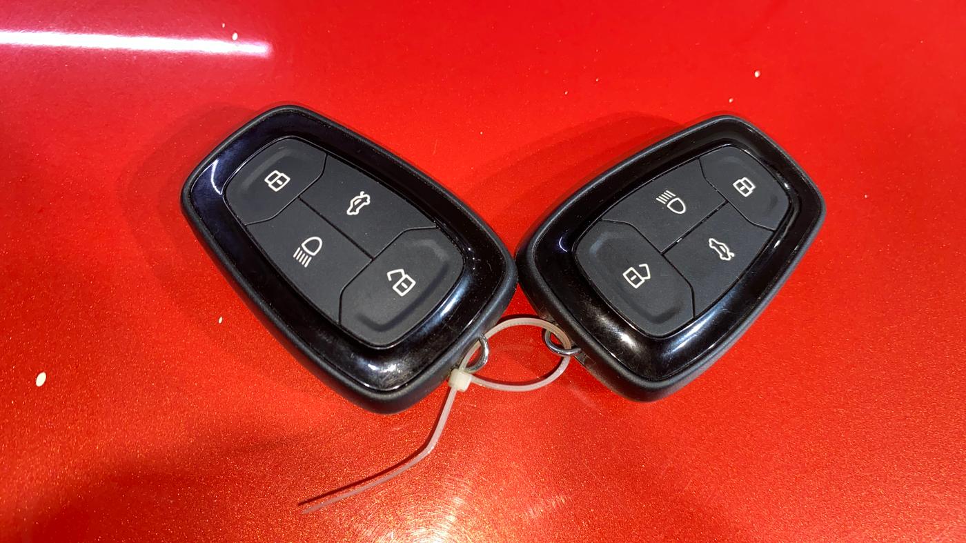 2022 Tata NEXON XZ PLUS (HS) PETROL DUAL TONE, Petrol, Manual, 87,871 km, Key Close Up