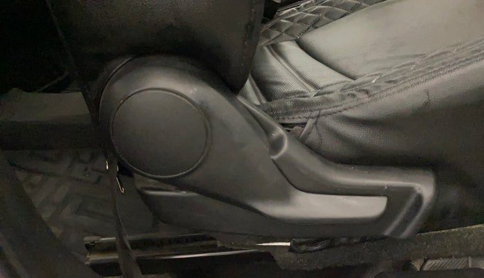 2021 Maruti Baleno SIGMA PETROL 1.2, Petrol, Manual, 84,215 km, Driver Side Adjustment Panel