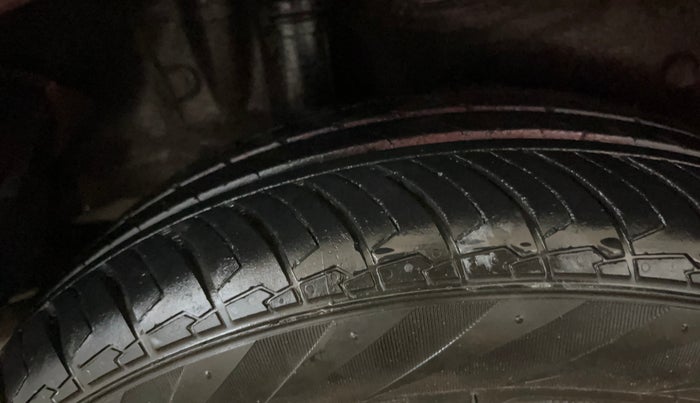 2016 Honda Jazz 1.2L I-VTEC VX, Petrol, Manual, 61,720 km, Right Rear Tyre Tread