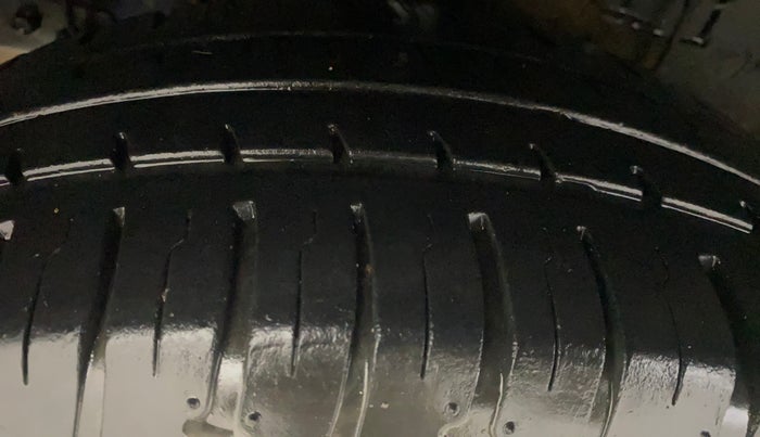 2017 Hyundai Elite i20 SPORTZ 1.2, Petrol, Manual, 32,430 km, Right Rear Tyre Tread