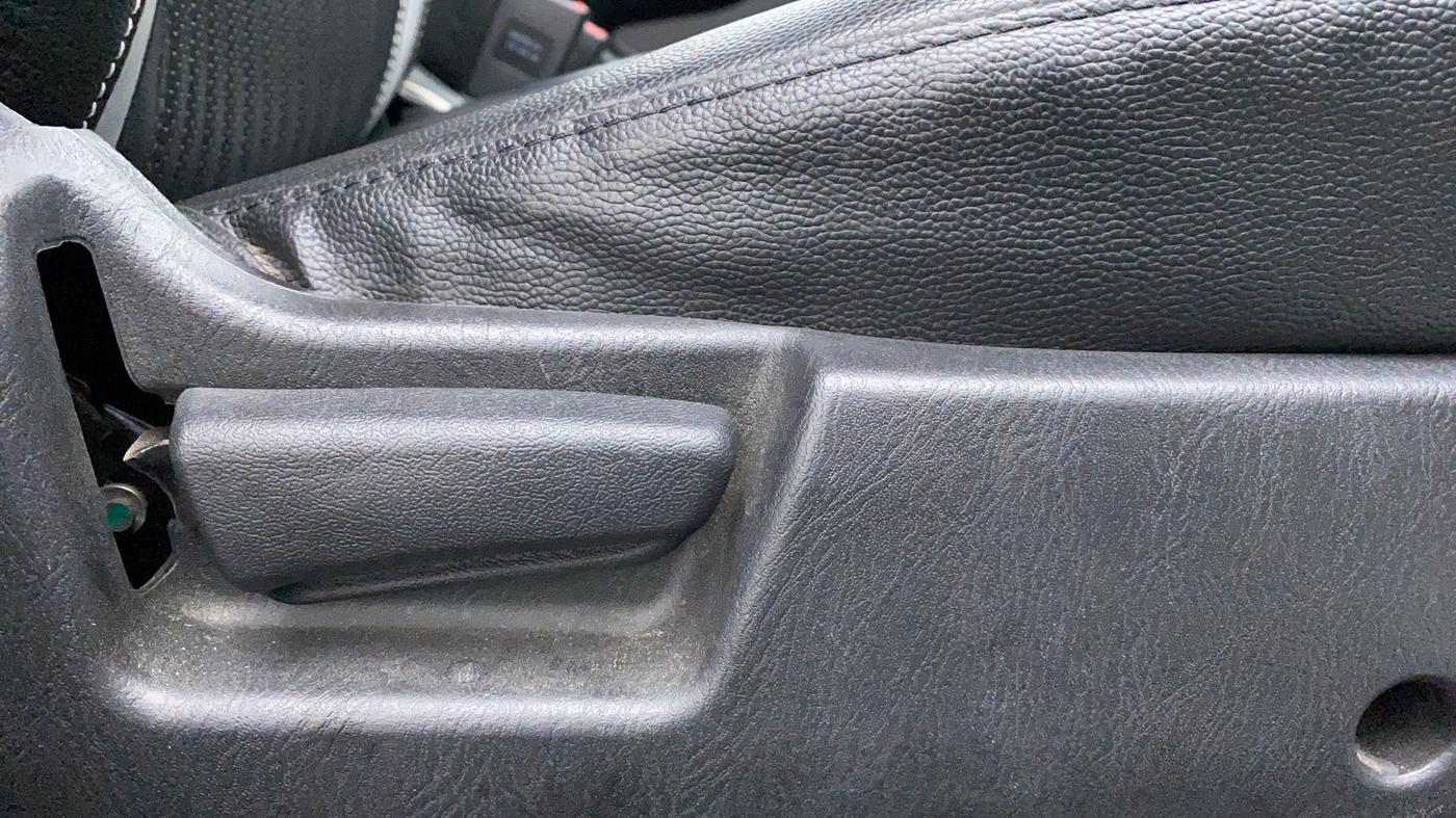 2021 Maruti Alto VXI, Petrol, Manual, 11,577 km, Driver Side Adjustment Panel