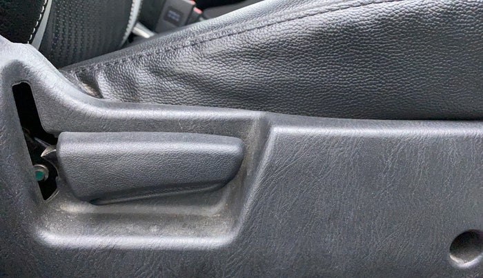 2021 Maruti Alto VXI, Petrol, Manual, 11,577 km, Driver Side Adjustment Panel