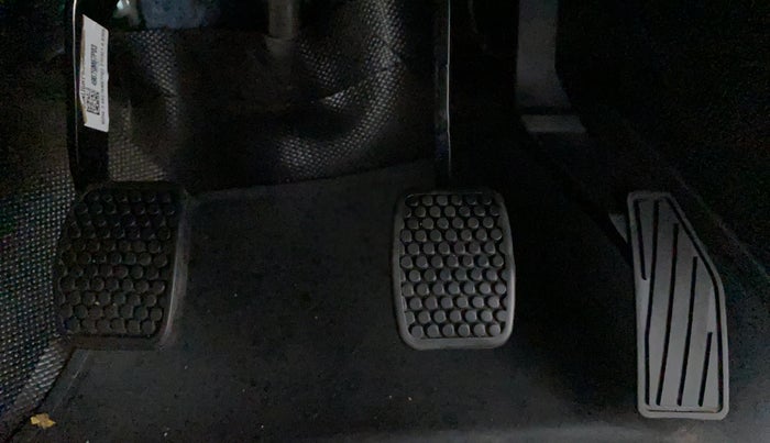 2021 Maruti Alto VXI, Petrol, Manual, 11,577 km, Pedals