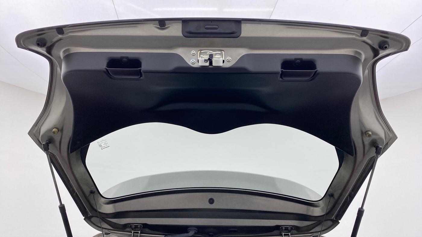 2020 Maruti Swift VXI AMT D, Petrol, Automatic, 8,968 km, Boot Door Open