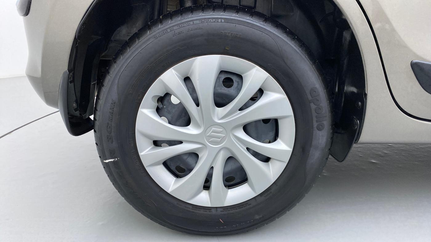 2020 Maruti Swift VXI AMT D, Petrol, Automatic, 8,968 km, Right Rear Wheel