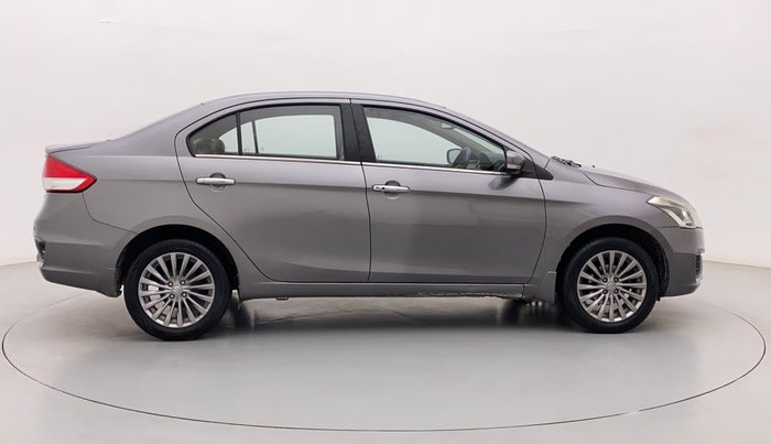 2015 Maruti Ciaz ZXI+, Petrol, Manual, 25,644 km, Right Side View