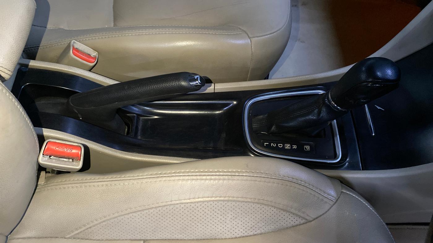 2017 Maruti Ciaz ALPHA  AT 1.4  PETROL, Petrol, Automatic, 68,260 km, Gear Lever