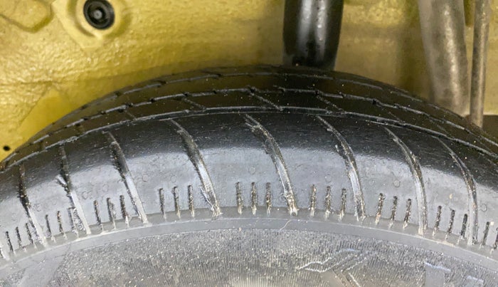 2014 Maruti Celerio VXI, Petrol, Manual, 74,895 km, Left Rear Tyre Tread