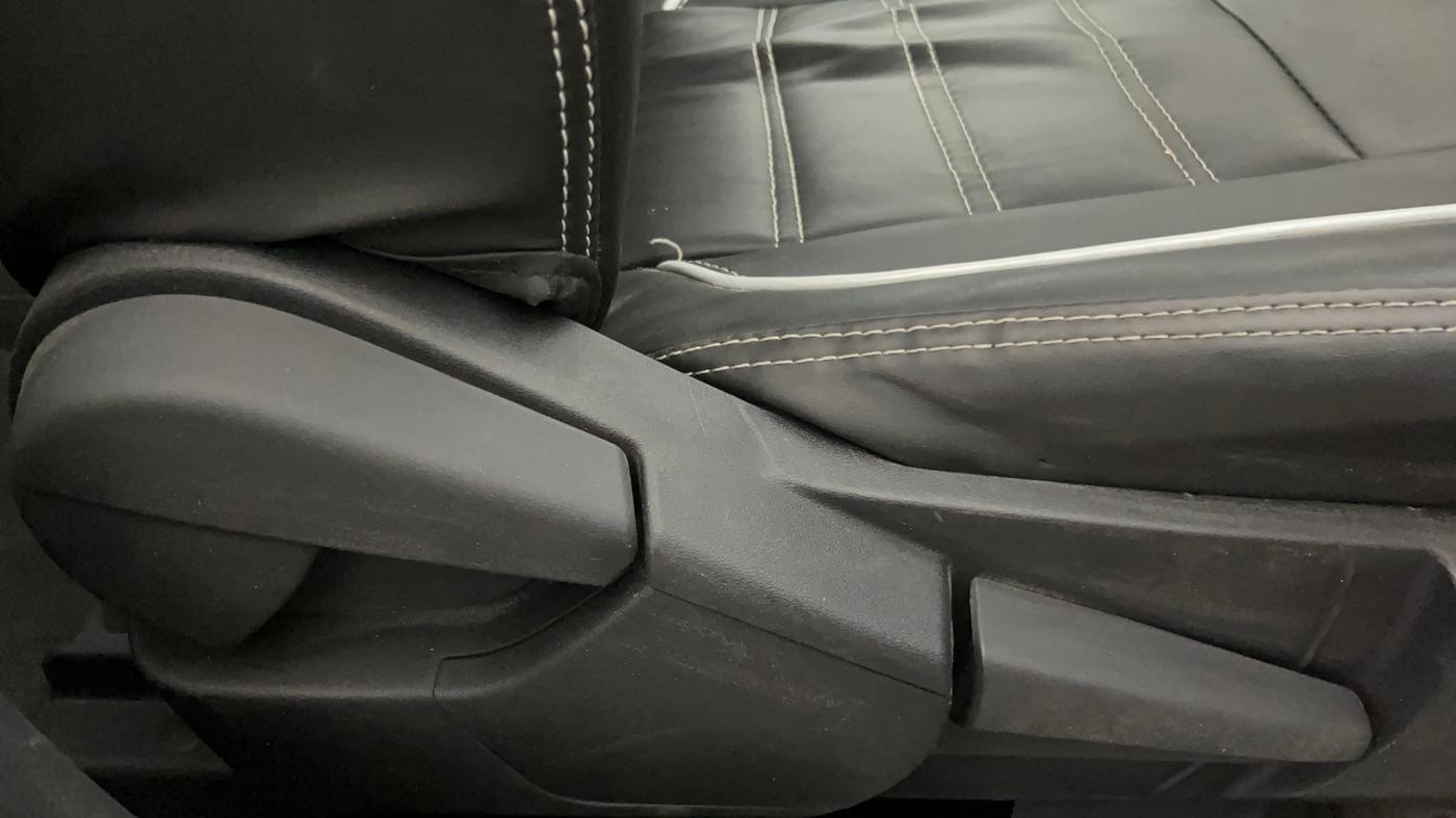 2022 Nissan MAGNITE XV MT, Petrol, Manual, 12,049 km, Driver Side Adjustment Panel